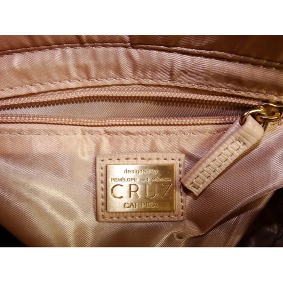 Penelope and Monica CRUZ Caprisa Purse Crossbody or Hand Purse Beige - Picture 10 of 12